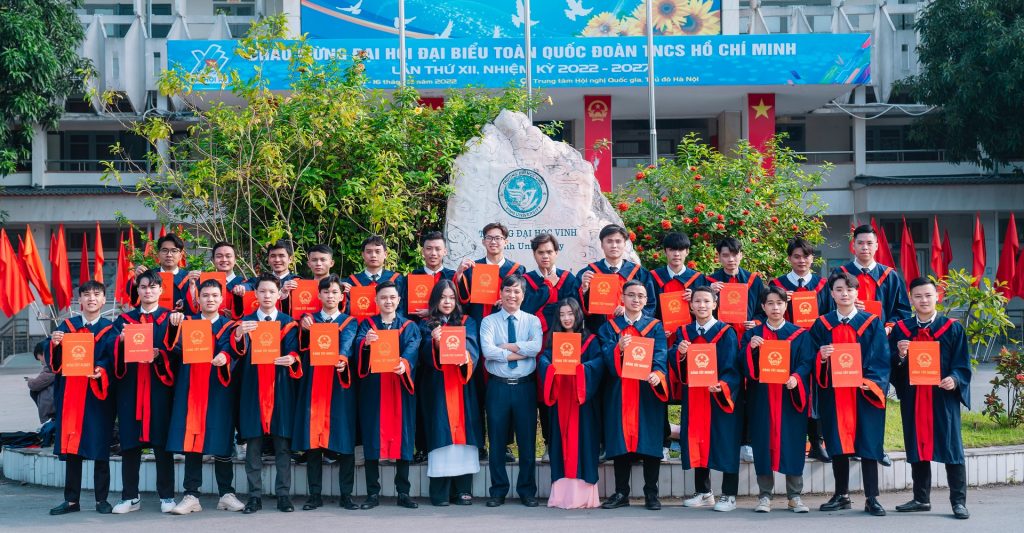 Banner đại học vinh hệ từ xa 2